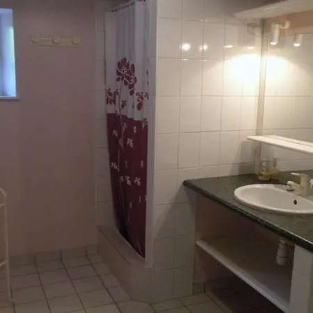 Renove Avec Grand Terrain, Proche D'epinal, Ideal Pour Balades Et Familiales - Fr-1-589-87
